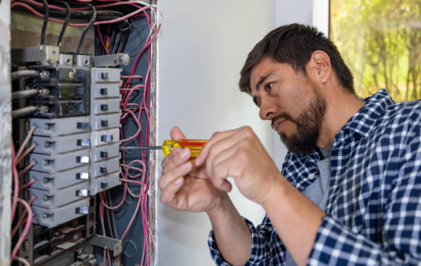 Best Home Electrical Repair  in Town N Country, FL